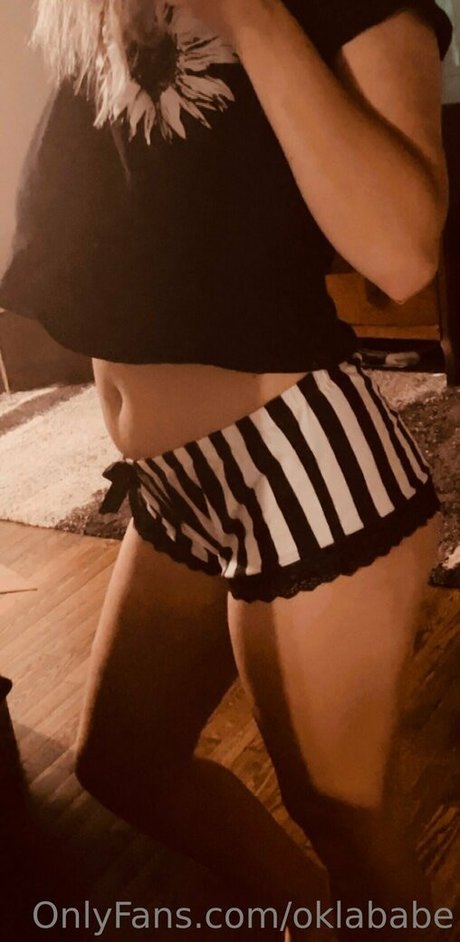 Nagie wyciekłe zdjęcie OnlyFans od Oklababe