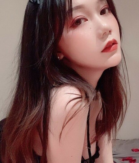 Qinqinwoya