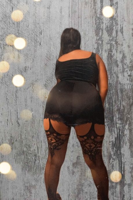 Nagie wyciekłe zdjęcie OnlyFans od Goldnpersephone