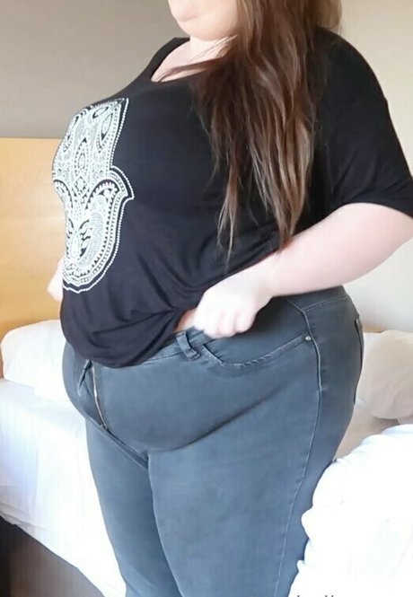 Nagie wyciekłe zdjęcie OnlyFans od Bbwjodie