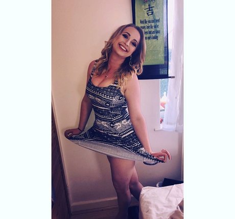 Nagie wyciekłe zdjęcie OnlyFans od Ellie Cassidy