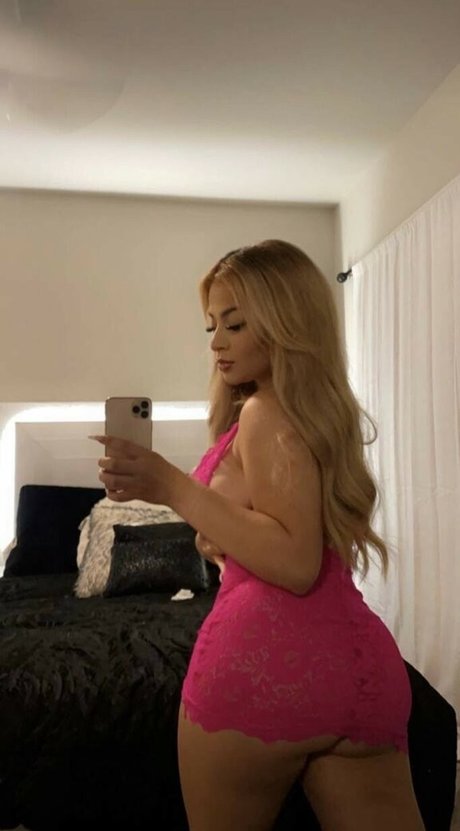 Nagie wyciekłe zdjęcie OnlyFans od Mami0g