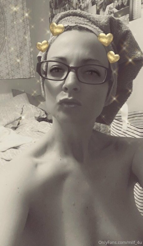 Nagie wyciekłe zdjęcie OnlyFans od Mindfulwithrose