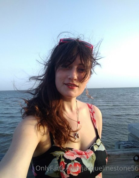 Nagie wyciekłe zdjęcie OnlyFans od Jacquelinestone56
