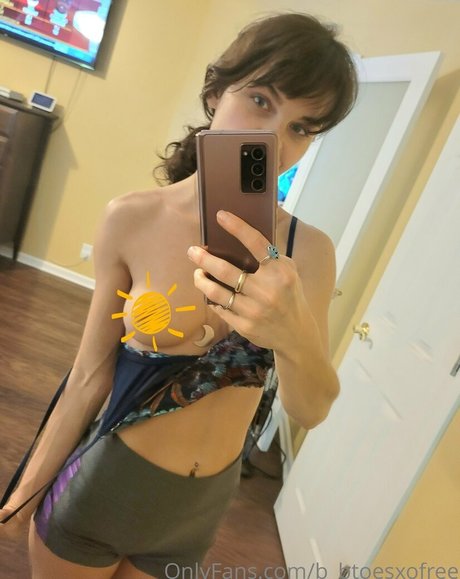 Nagie wyciekłe zdjęcie OnlyFans od Bbtoesxofree