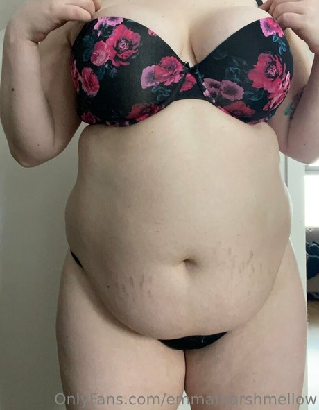 Nagie wyciekłe zdjęcie OnlyFans od Emmamarshmellow