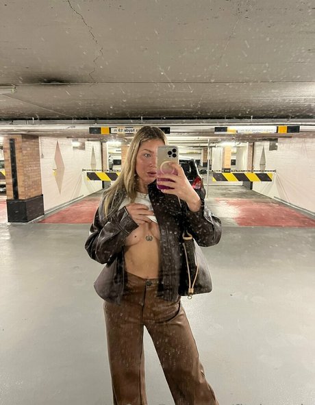 Nagie wyciekłe zdjęcie OnlyFans od Fitelenavip