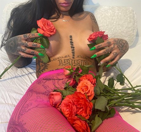 Nagie wyciekłe zdjęcie OnlyFans od Adultekra