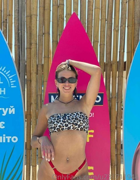Nagie wyciekłe zdjęcie OnlyFans od Molllydolly