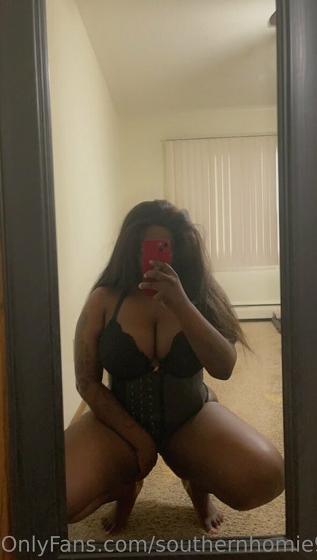 Nagie wyciekłe zdjęcie OnlyFans od Southernhomiefree