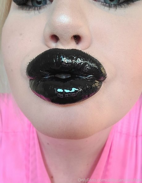 Nagie wyciekłe zdjęcie OnlyFans od Abbycannonsfree