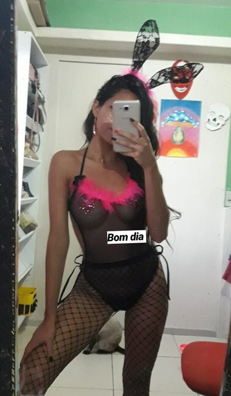 Nagie wyciekłe zdjęcie OnlyFans od Lari Cogumelos