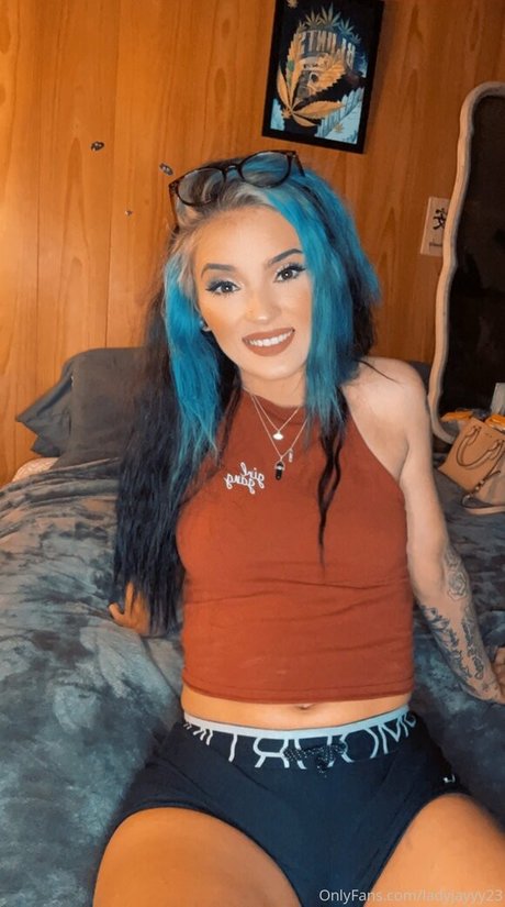 Ladyjayyy23
