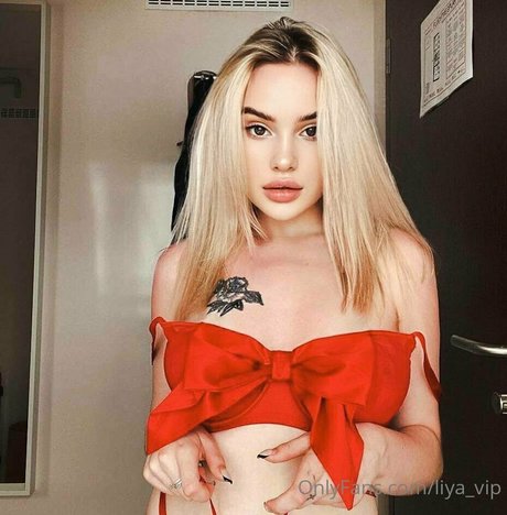 Nagie wyciekłe zdjęcie OnlyFans od Liyabarbiyour