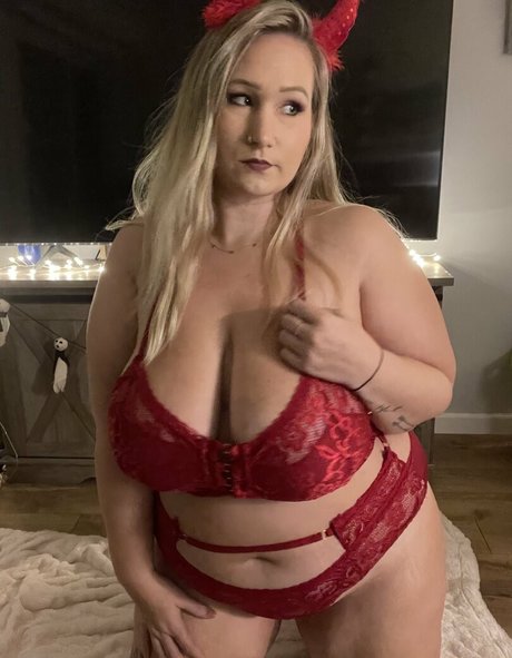 Nagie wyciekłe zdjęcie OnlyFans od Peachyinwonderland