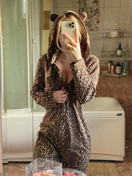 Nagie wyciekłe zdjęcie OnlyFans od Maryanamoss