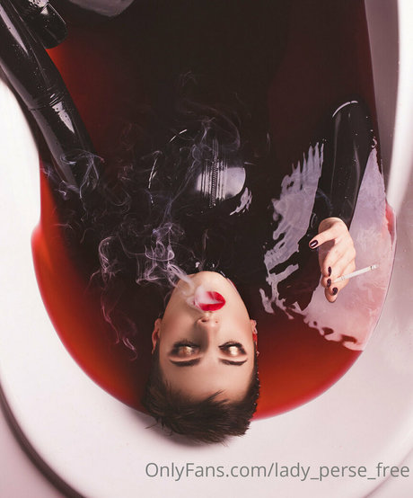 Lady_perse_free