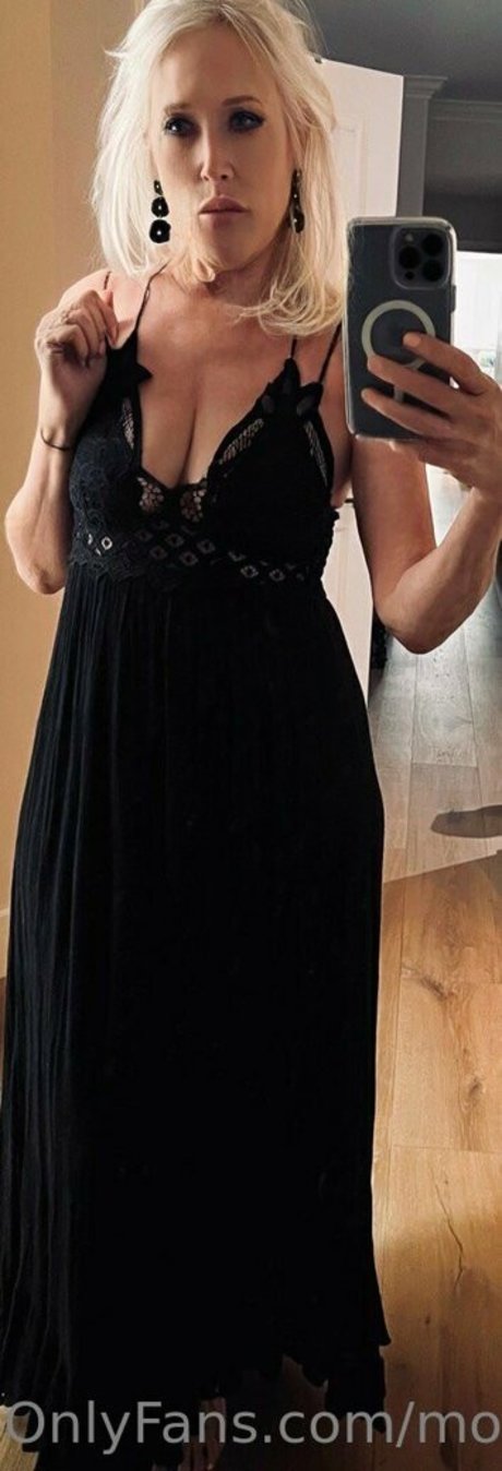 Nagie wyciekłe zdjęcie OnlyFans od Suzieandhannahfree