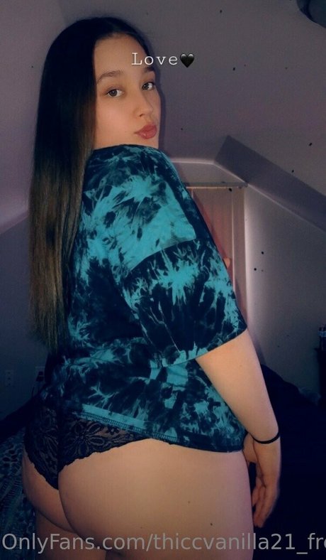 Nagie wyciekłe zdjęcie OnlyFans od Thiccvanilla21free