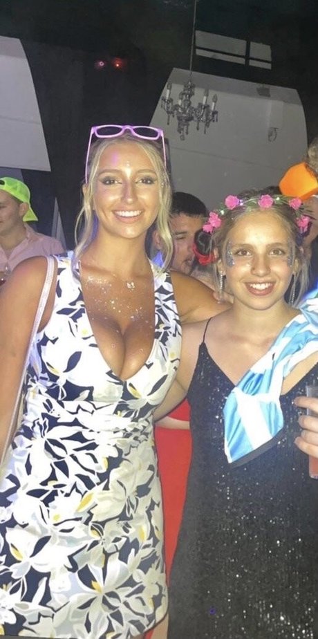 Nagie wyciekłe zdjęcie OnlyFans od Bustyana