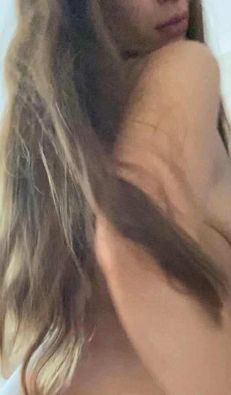 Nagie wyciekłe zdjęcie OnlyFans od Ambzzzie