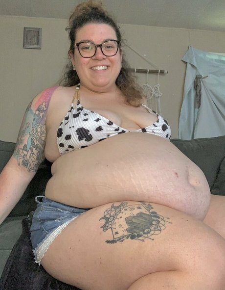 Hela.stoned.bbw