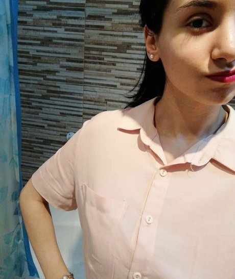 Nagie wyciekłe zdjęcie OnlyFans od Babyflorcita