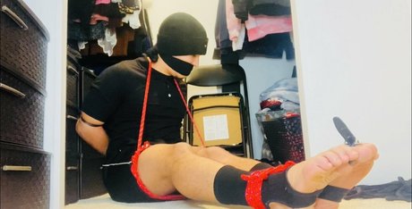 Mixedbondageboy
