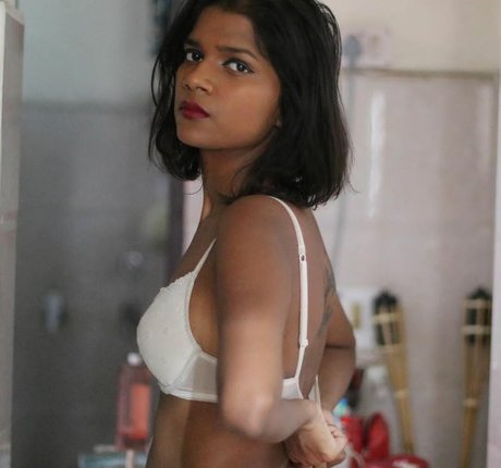 Nagie wyciekłe zdjęcie OnlyFans od Khyatishree
