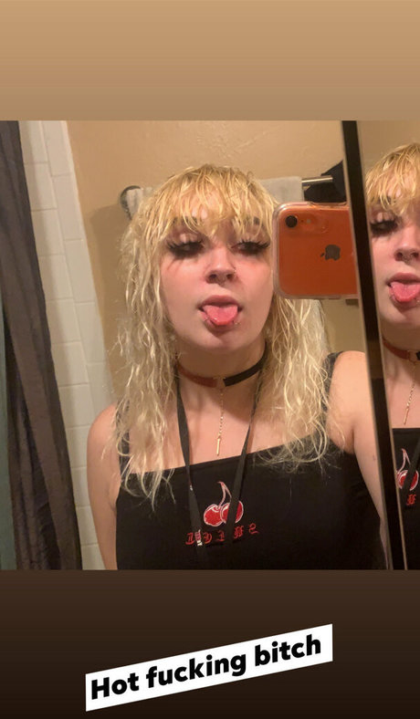 Nagie wyciekłe zdjęcie OnlyFans od Beautifulychaotic