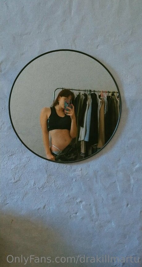 Nagie wyciekłe zdjęcie OnlyFans od Drakillmartu