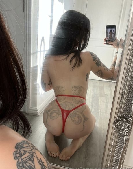 Nagie wyciekłe zdjęcie OnlyFans od Izzysiim