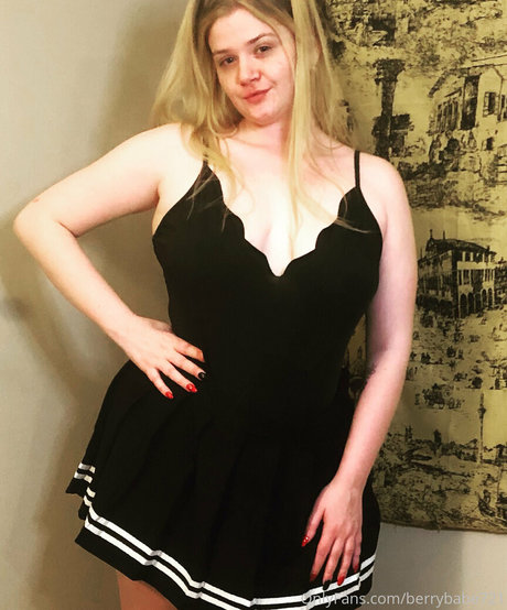 Nagie wyciekłe zdjęcie OnlyFans od Berrybabe721