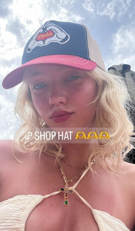 Nagie wyciekłe zdjęcie OnlyFans od Lola Clark