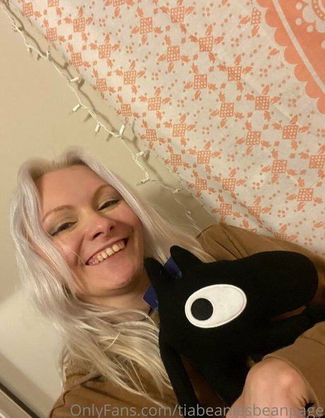 Nagie wyciekłe zdjęcie OnlyFans od Realprincesstiabeanie