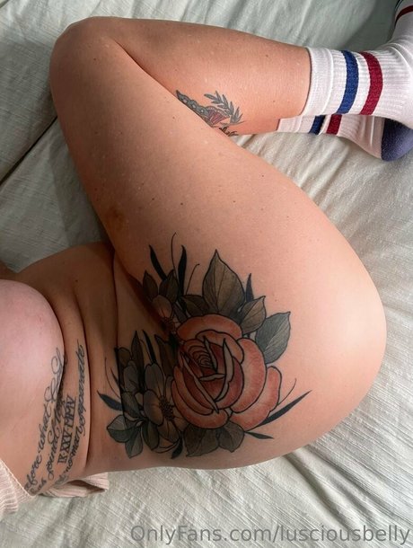 Nagie wyciekłe zdjęcie OnlyFans od Lusciousbelly