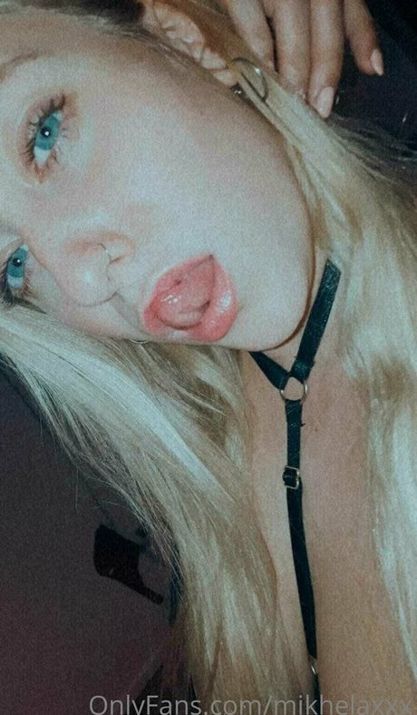 Mikhelaxxx