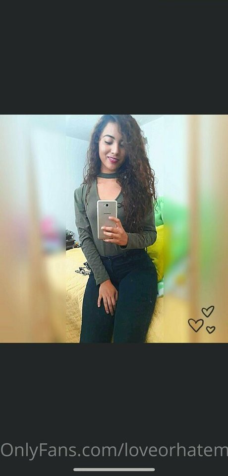 Nagie wyciekłe zdjęcie OnlyFans od Eatmedaily