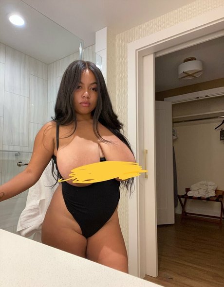 Nagie wyciekłe zdjęcie OnlyFans od Lailathebrat2