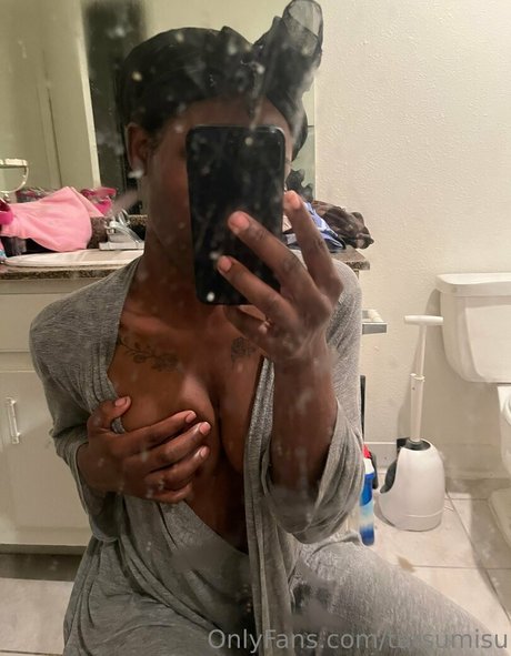 Nagie wyciekłe zdjęcie OnlyFans od Tatsumisu