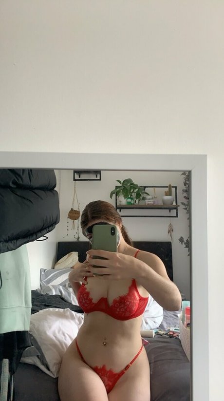 Nagie wyciekłe zdjęcie OnlyFans od Olivelxuise