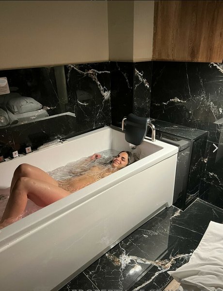 Nagie wyciekłe zdjęcie OnlyFans od Rarity Blaze