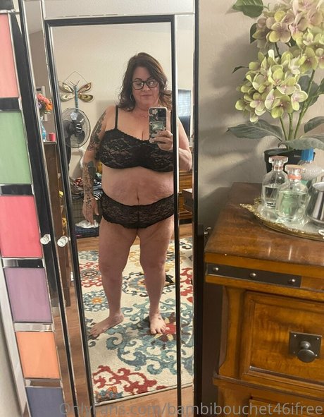 Nagie wyciekłe zdjęcie OnlyFans od Bambibouchet46ifree