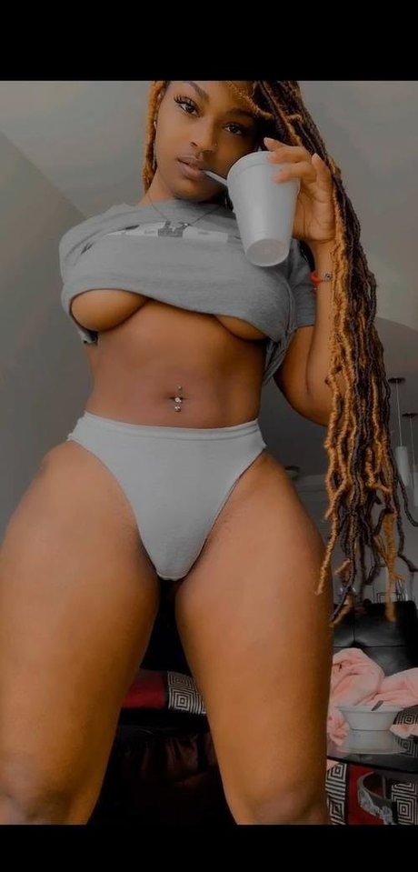 Nagie wyciekłe zdjęcie OnlyFans od Sukari Sweets
