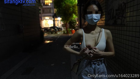 Nagie wyciekłe zdjęcie OnlyFans od Bella 420tw