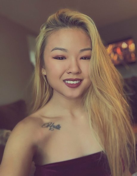 Nagie wyciekłe zdjęcie OnlyFans od Lulu Chu