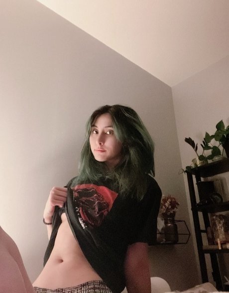 Nagie wyciekłe zdjęcie OnlyFans od Sinastri