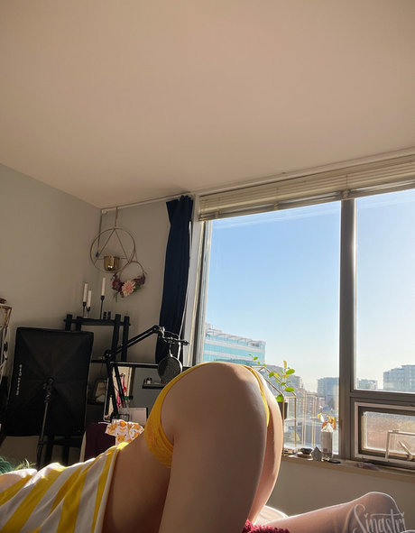 Nagie wyciekłe zdjęcie OnlyFans od Sinastri