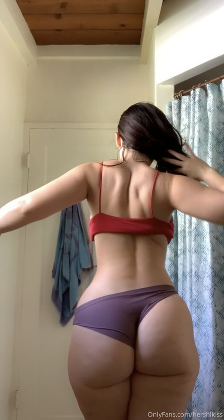 Nagie wyciekłe zdjęcie OnlyFans od Hershikiss