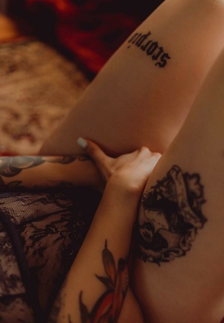Nagie wyciekłe zdjęcie OnlyFans od Thatsoraven95
